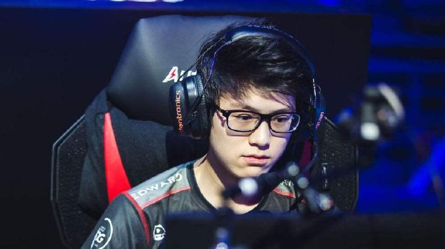 当湖人队面 当湖人队面